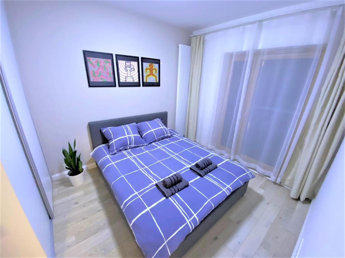 Exclusive 2Br! Apartment In Center +Netflix +Gym 바르샤바 외부 사진