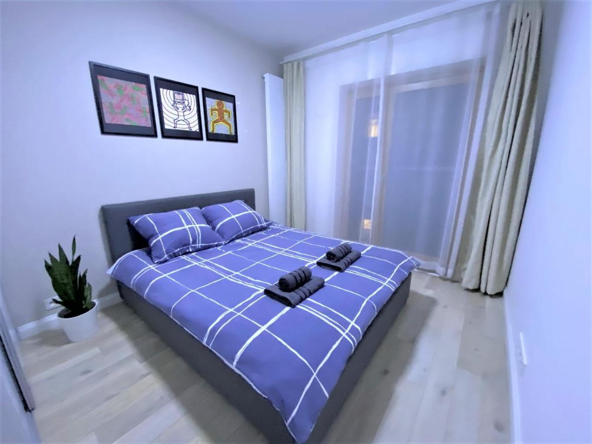 Exclusive 2Br! Apartment In Center +Netflix +Gym 바르샤바 외부 사진