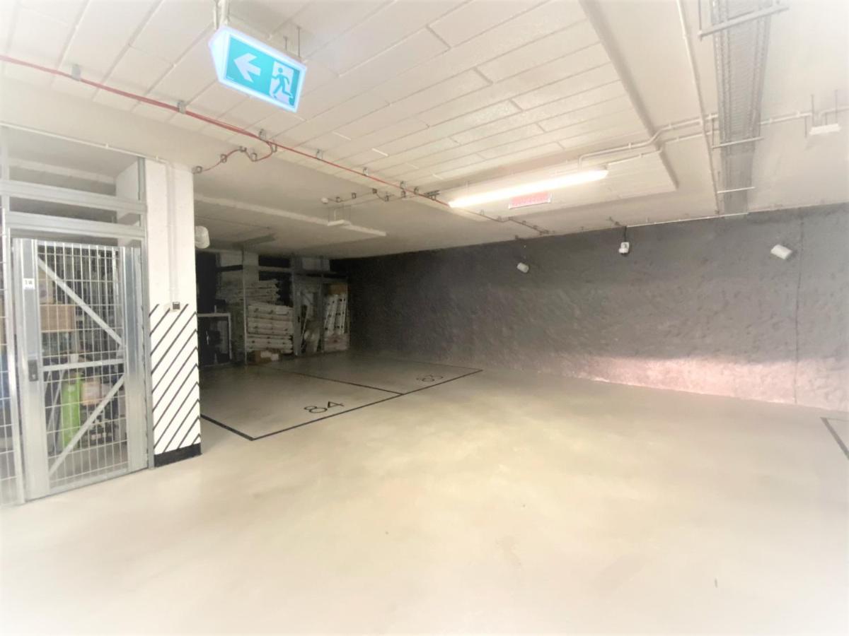 Exclusive 2Br! Apartment In Center +Netflix +Gym 바르샤바 외부 사진