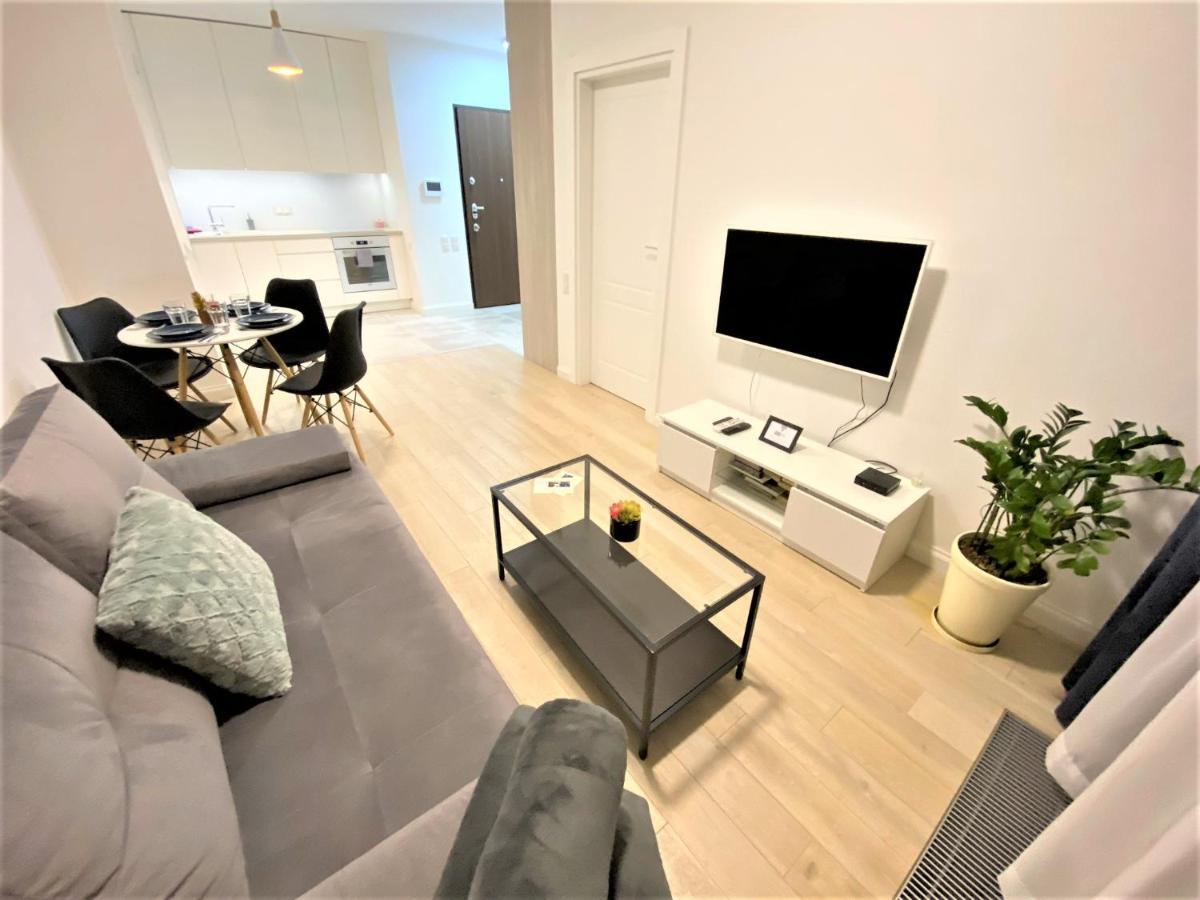 Exclusive 2Br! Apartment In Center +Netflix +Gym 바르샤바 외부 사진