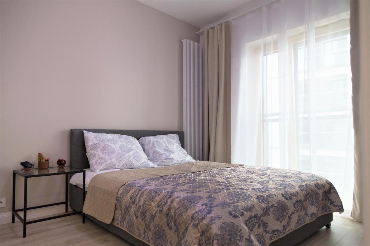 Exclusive 2Br! Apartment In Center +Netflix +Gym 바르샤바 외부 사진