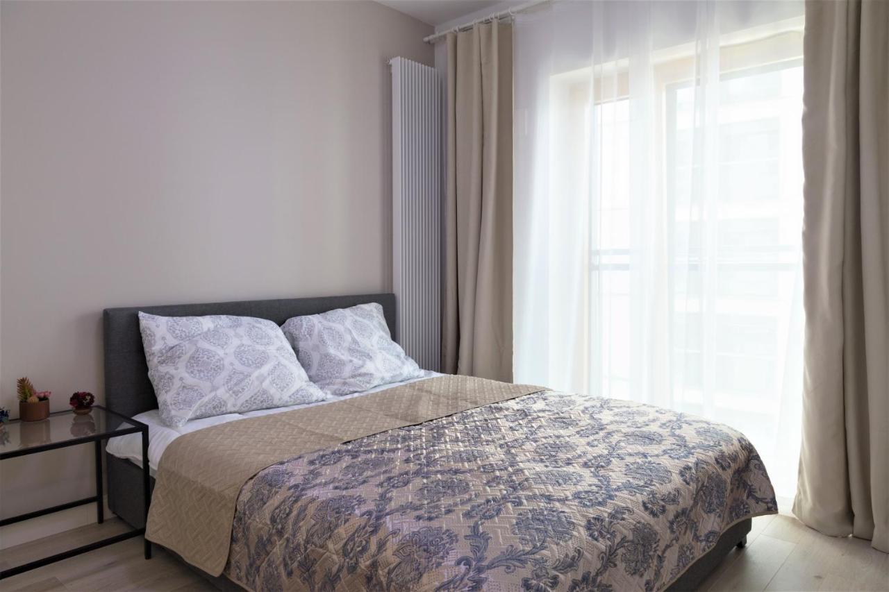 Exclusive 2Br! Apartment In Center +Netflix +Gym 바르샤바 외부 사진